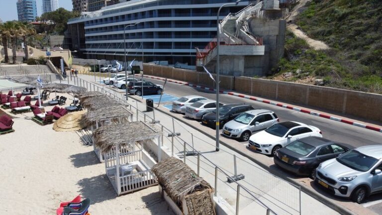 DCIM100MEDIADJI_0112