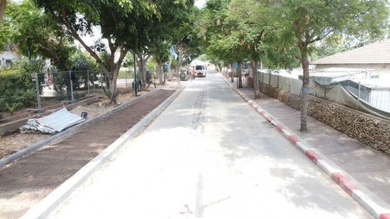 DCIM100MEDIADJI_0077