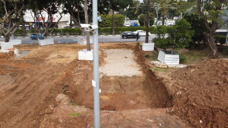 DCIM100MEDIADJI_0113